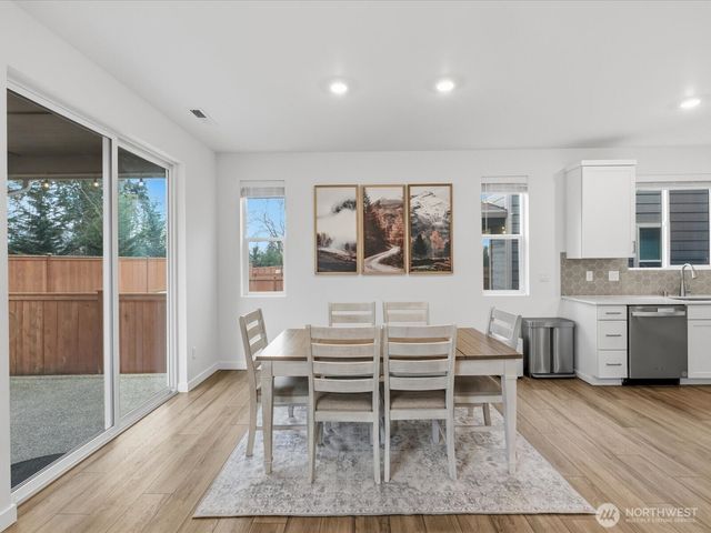 4933 88th Drive NE, Marysville, WA 98270