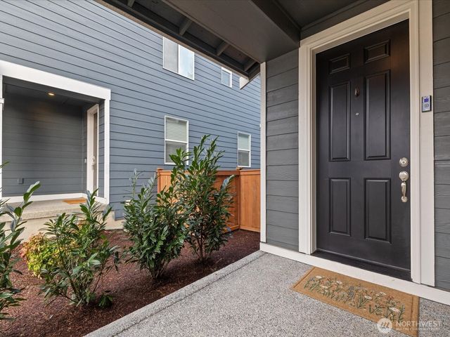 4933 88th Drive NE, Marysville, WA 98270