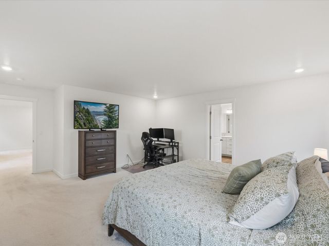 4933 88th Drive NE, Marysville, WA 98270