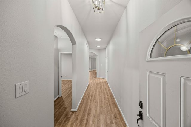 12322 W Elizabeth Shore Loop, Cypress, TX 77433