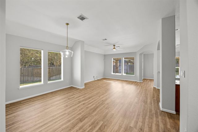 12322 W Elizabeth Shore Loop, Cypress, TX 77433