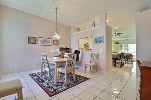 662 Lake Wellington Drive, Wellington, FL 33414