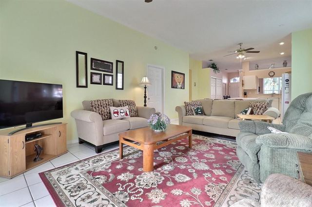 662 Lake Wellington Drive, Wellington, FL 33414