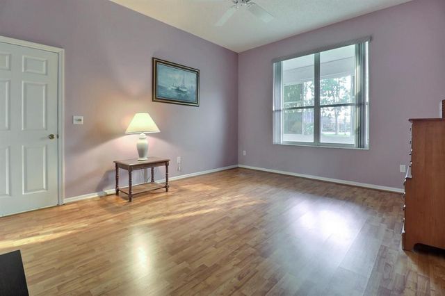 662 Lake Wellington Drive, Wellington, FL 33414