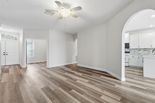 11214 SAILBROOKE DRIVE, Riverview, FL 33579