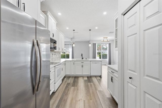 11214 SAILBROOKE DRIVE, Riverview, FL 33579