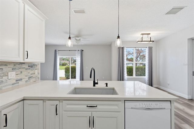 11214 SAILBROOKE DRIVE, Riverview, FL 33579
