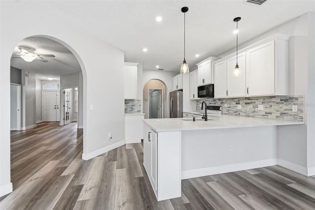 11214 SAILBROOKE DRIVE, Riverview, FL 33579