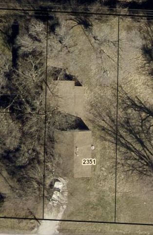 2351 E Pacific Street, Springfield, MO 65803