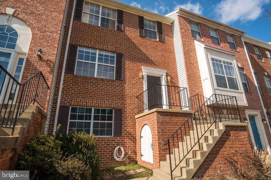 206 DUNDEE PL, Fredericksburg, VA 22405