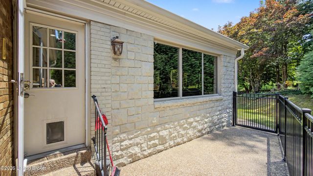 6711 John Hancock Pl, Prospect, KY 40059
