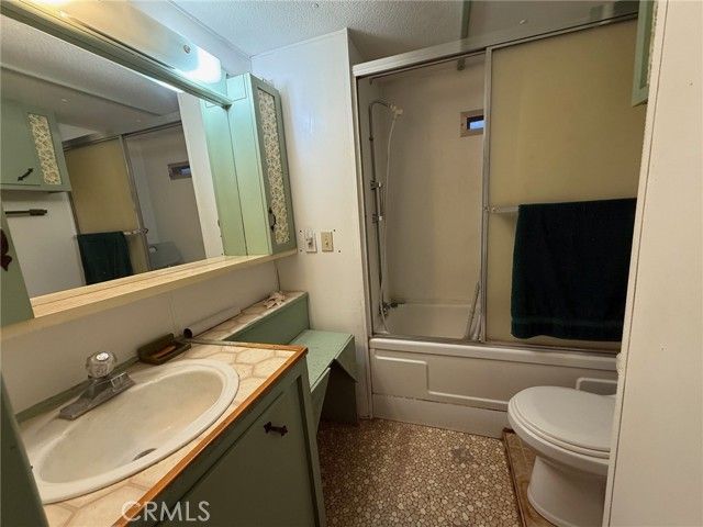 11694 Old Spruce Grove, Lower Lake, CA 95457