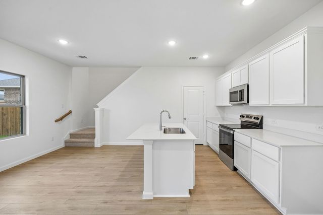 844 Hillcrest Boulevard, Princeton, TX 75407