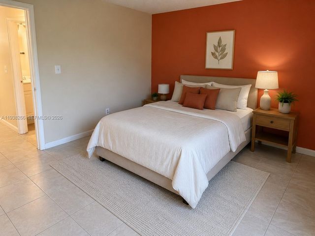8851 Sunrise Lakes Boulevard 112, Sunrise, FL 33322