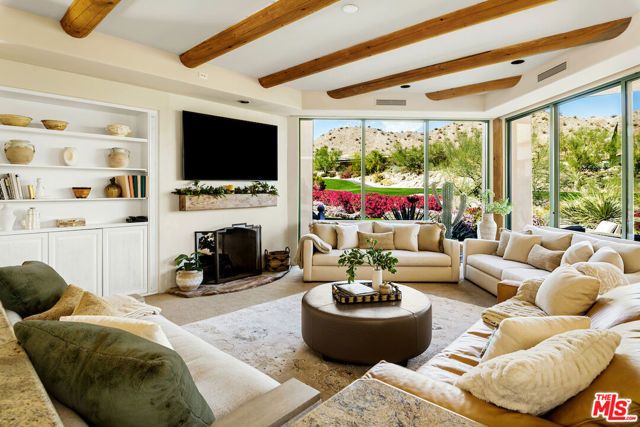 136 Netas Drive, Palm Desert, CA 92260