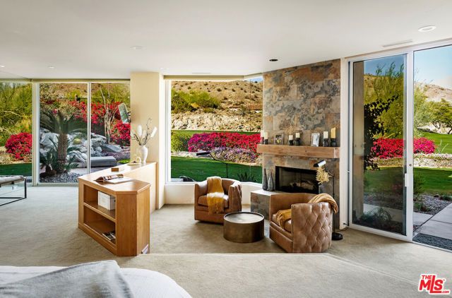 136 Netas Drive, Palm Desert, CA 92260