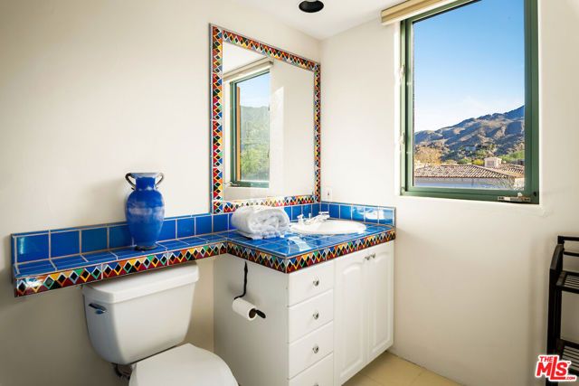 136 Netas Drive, Palm Desert, CA 92260