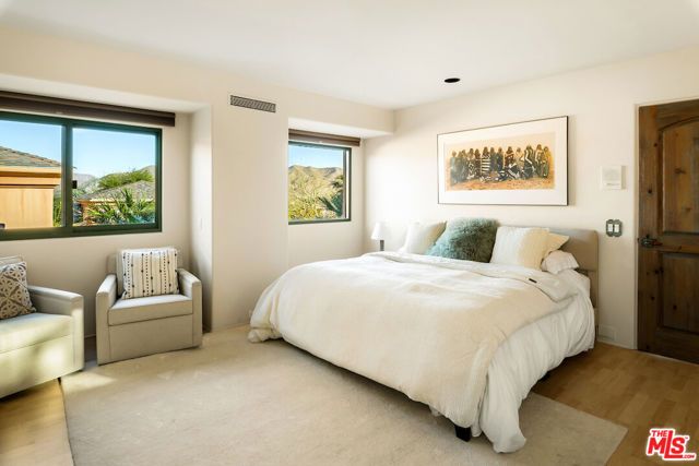 136 Netas Drive, Palm Desert, CA 92260