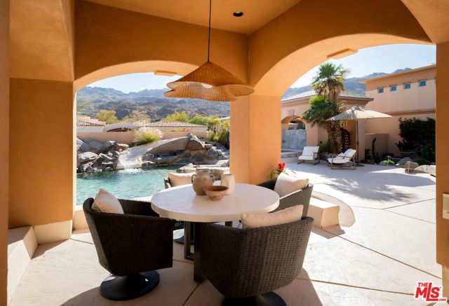 136 Netas Drive, Palm Desert, CA 92260