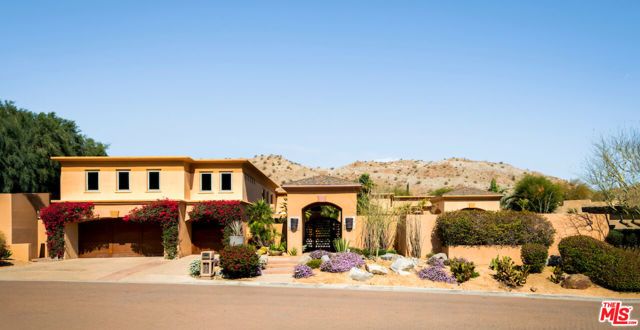 136 Netas Drive, Palm Desert, CA 92260