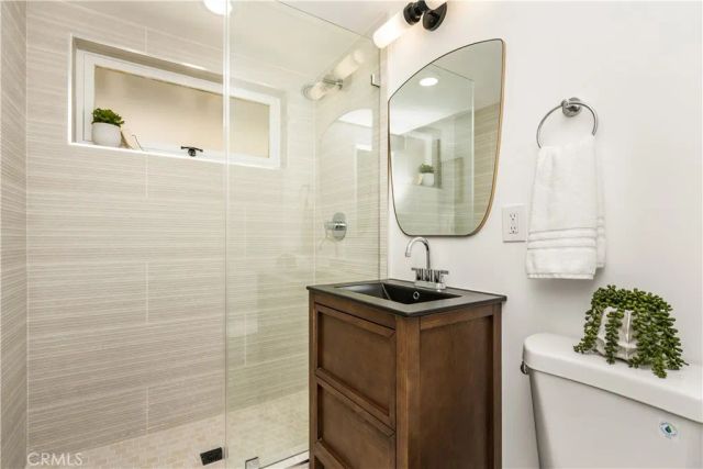 925 N Keystone Street, Anaheim, CA 92801