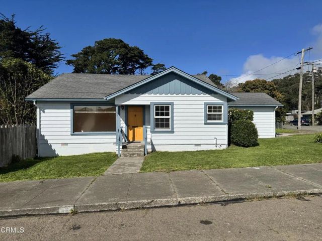 399 Winifred Street, Fort Bragg, CA 95437