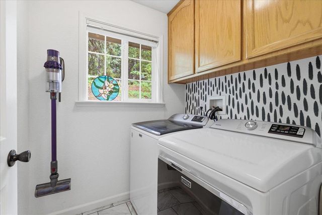 11869 Oracle Dr, Grass Valley, CA 95949