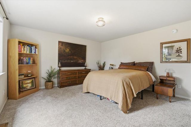 11869 Oracle Dr, Grass Valley, CA 95949