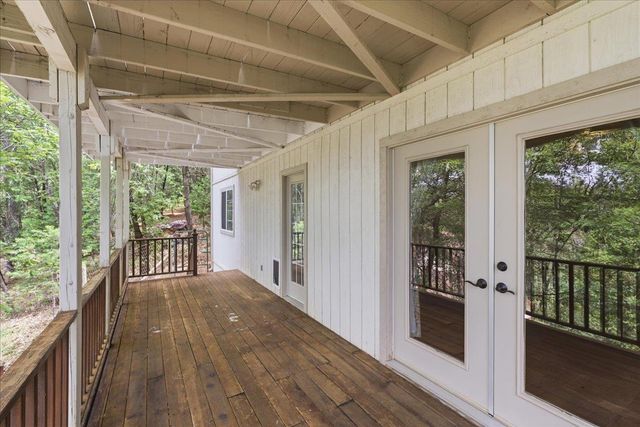 11869 Oracle Dr, Grass Valley, CA 95949