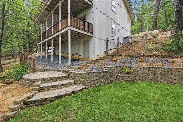 11869 Oracle Dr, Grass Valley, CA 95949