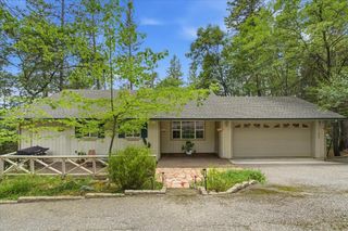 11869 Oracle Dr, Grass Valley, CA 95949