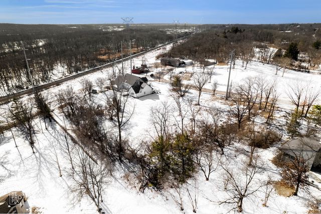 10s641 S Garfield Avenue, Burr Ridge, IL 60527