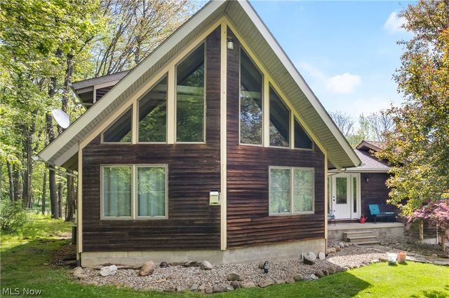 12678 Amber Circle NW, Uniontown, OH 44685