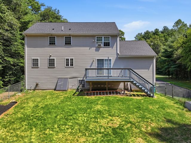 6 Conservation Drive, Douglas, MA 01516