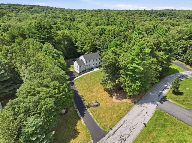 6 Conservation Drive, Douglas, MA 01516