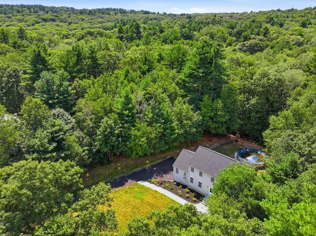 6 Conservation Drive, Douglas, MA 01516