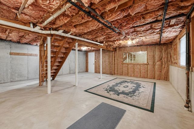 6 Conservation Drive, Douglas, MA 01516