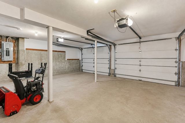 6 Conservation Drive, Douglas, MA 01516