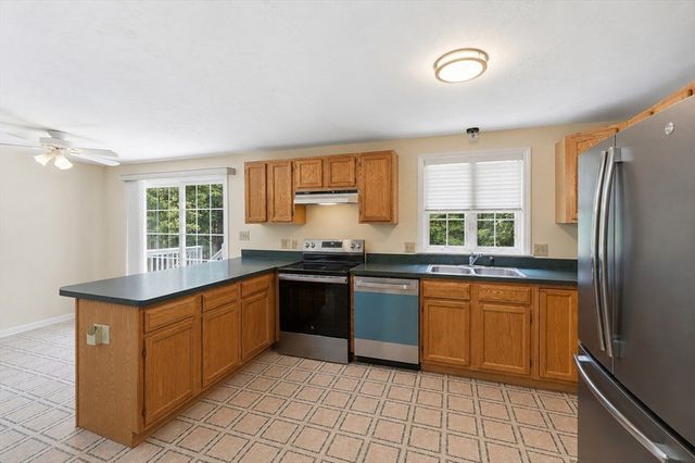 6 Conservation Drive, Douglas, MA 01516