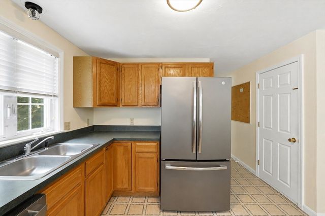 6 Conservation Drive, Douglas, MA 01516