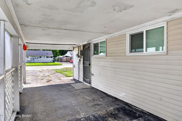 4919 Warbler Way, Louisville, KY 40213