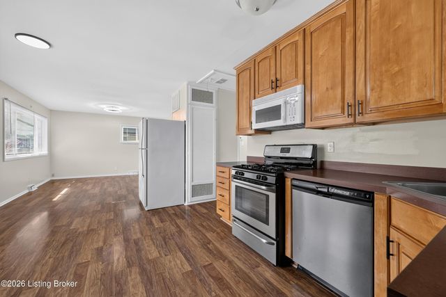 4919 Warbler Way, Louisville, KY 40213