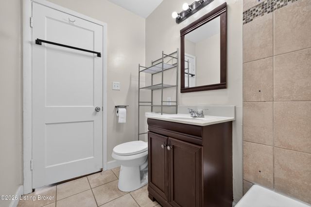4919 Warbler Way, Louisville, KY 40213