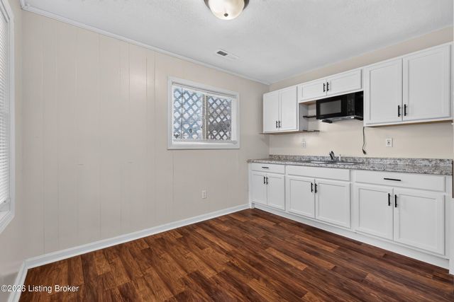 4919 Warbler Way, Louisville, KY 40213