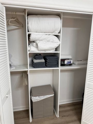 922 S Lipona Road, Tallahassee, FL 32304