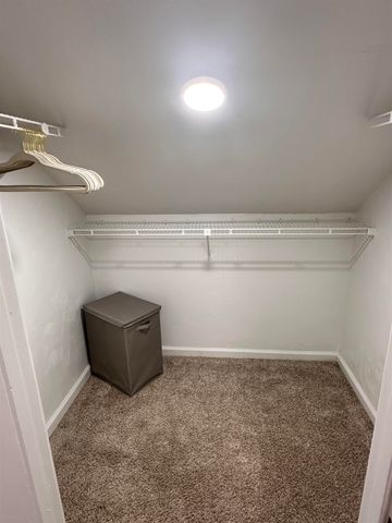 922 S Lipona Road, Tallahassee, FL 32304