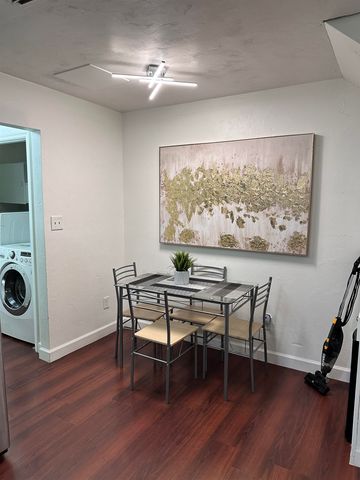 922 S Lipona Road, Tallahassee, FL 32304