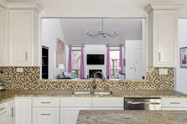 8926 Wexford St, San Antonio, TX 78217