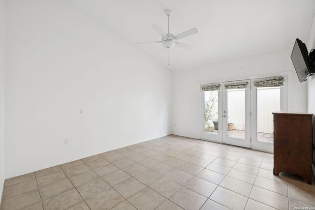 8926 Wexford St, San Antonio, TX 78217