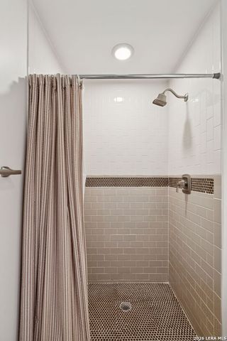 8926 Wexford St, San Antonio, TX 78217